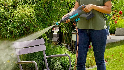 1x AquaClean (incl. accu) t.w.v. € 218,59 beschikbaar gesteld door Gardena. D