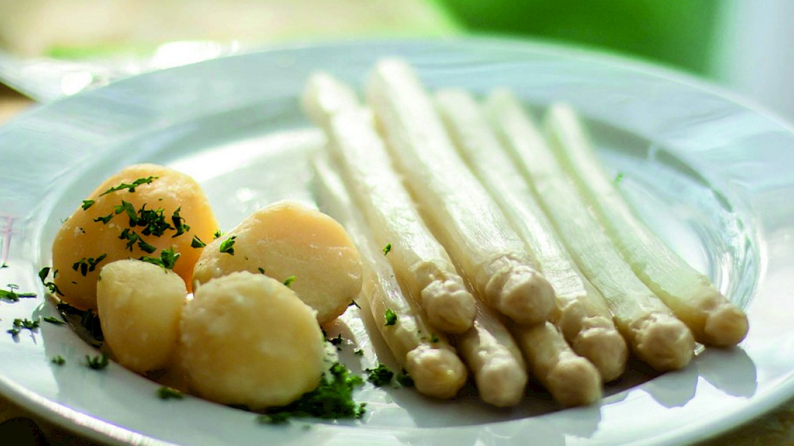 Asperges met beenham